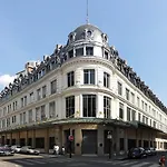 Practical 1-Br Apartment Next To Le Bon Marche