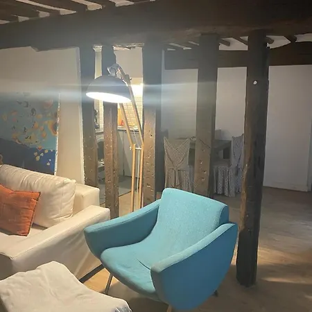 Practical 1-br Next To Le Bon Marche Apartment *